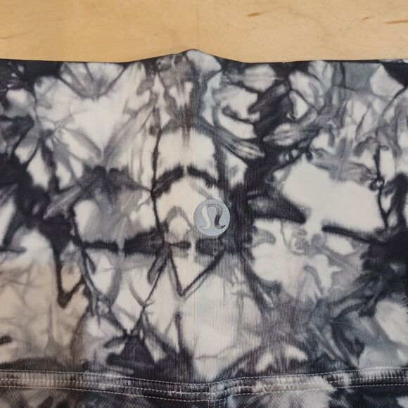 Lululemon Wunder Under Crop Hi-Rise Luxtreme Dual Shibori Pattern 21" 10 W6AQES - Picture 9 of 10
